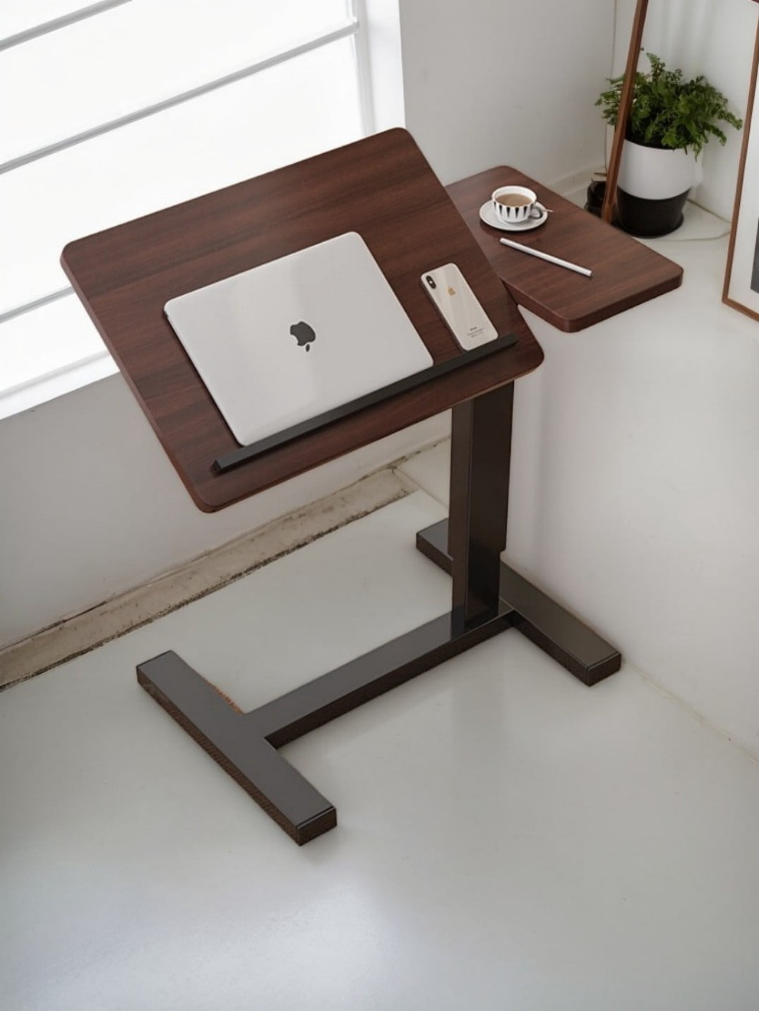 Overbed Table with Wheels, Adjustable Rolling Laptop Desk with Tilting Desktop, Height Adjustable Bedside Table for Bed, Sofa & Home Office, Walnut+Black