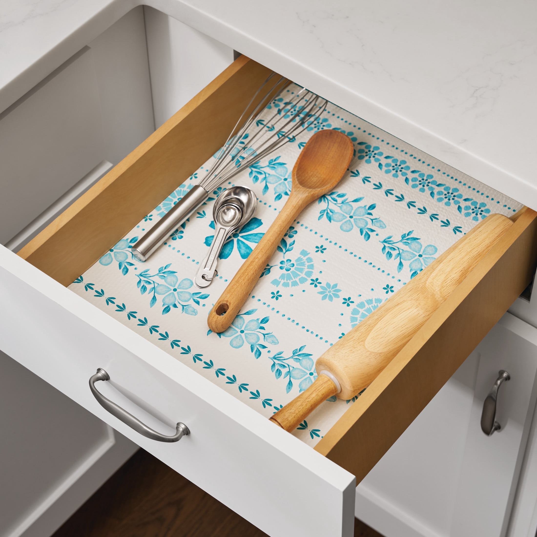 The Pioneer Woman Non-Adhesive Shelf Liner, Hattie Symmetrical, 12 in. x 10 ft., A Practical Choice for Surface Protection and Shelf Organization