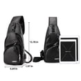 thumbnail image 4 of Mochila bandolera de piel para hombre con puerto USB, 4 of 8