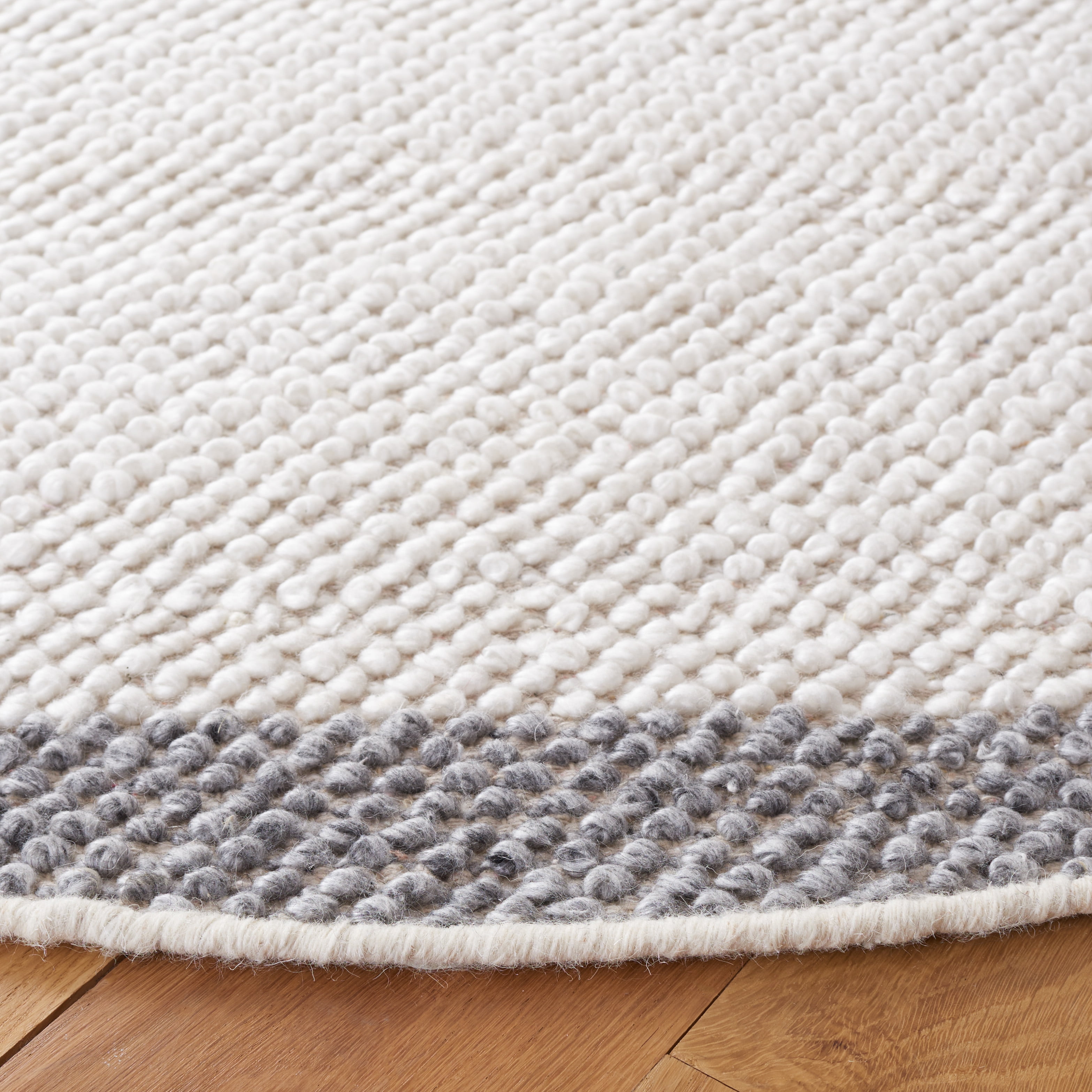 SAFAVIEH Natura Marina Striped Wool Area Rug, Ivory/Grey, 6' x 6' Round