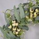 thumbnail image 4 of Corona de eucalipto ckepdyeh, corona de hojas de eucalipto artificiales con bayas grandes, corona de vegetación de primavera/verano para puerta de entrada, 4 of 7