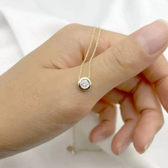 1Ct Round Cut Simulated Diamond Solitaire Women's Pendant 14K Yellow Gold Plated Free Chain Silver