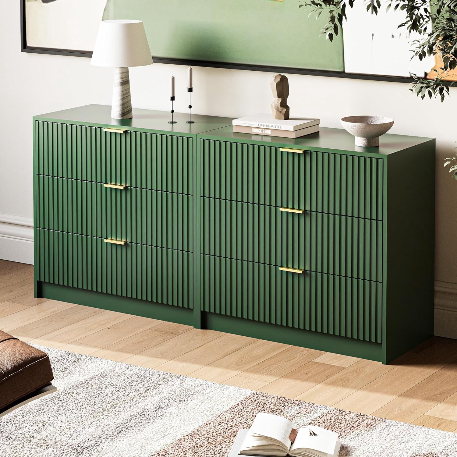 FURNIWAY 3 Drawer Fluted Dresser, 32 Inch Wide Nightstand with Large Drawer, 3 Drawer End Table for Bedroom, Living Rooms, Offices and Entryways,Green