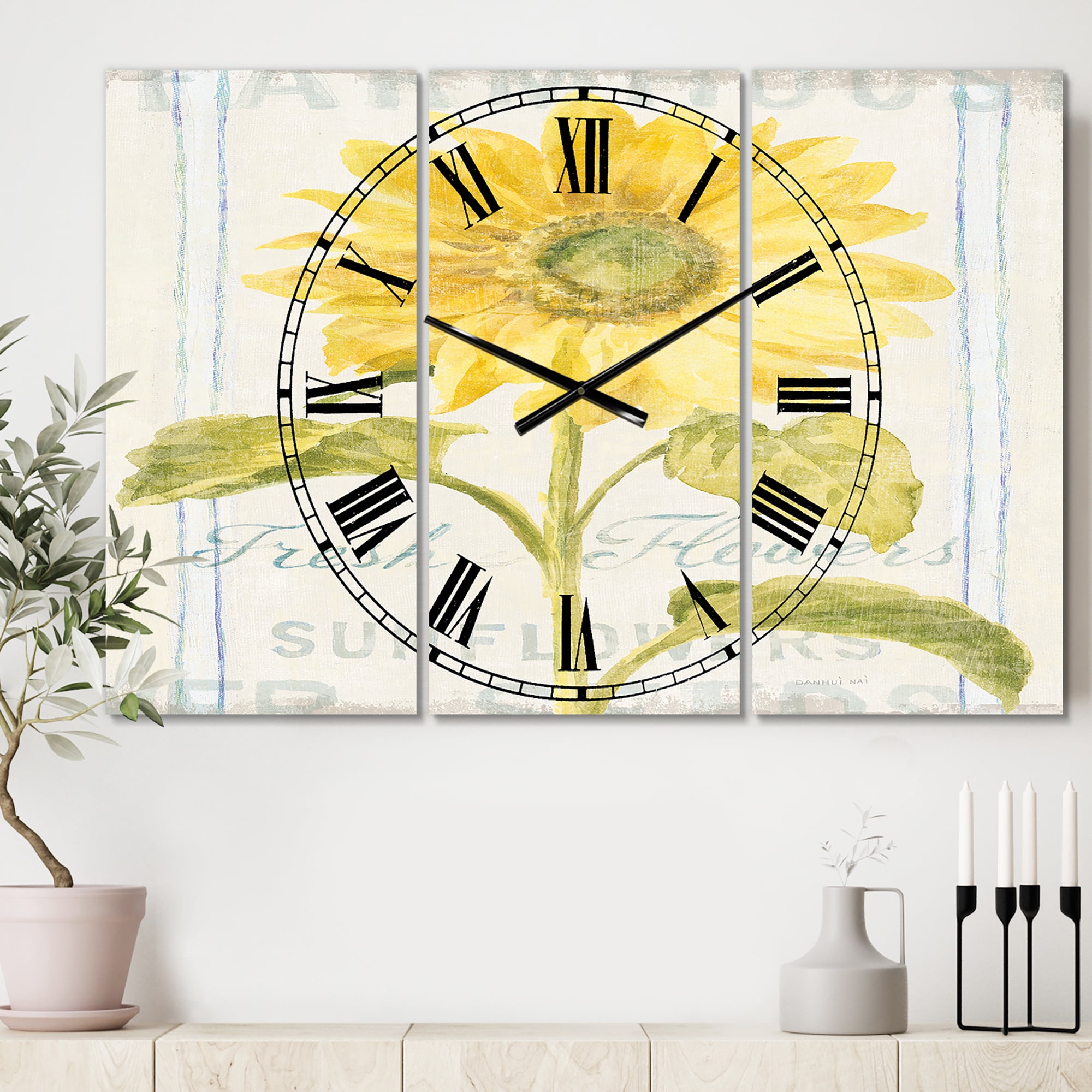 Designart 'Floursack Florals II' Farmhouse wall clock