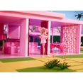 thumbnail image 4 of Paquete de moda Barbie The Movie con 3 atuendos y accesorios, 4 of 6