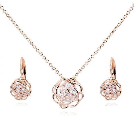 Rose Is A Rose Pendant And Chain 18kt Rose With 2ct Cz Bonus Free Earrings In White Yellow And Rose Gold Field