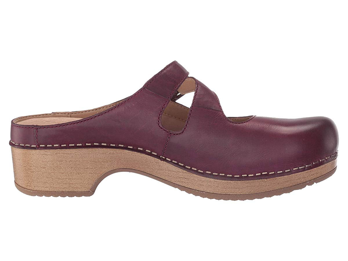 dansko professional mule