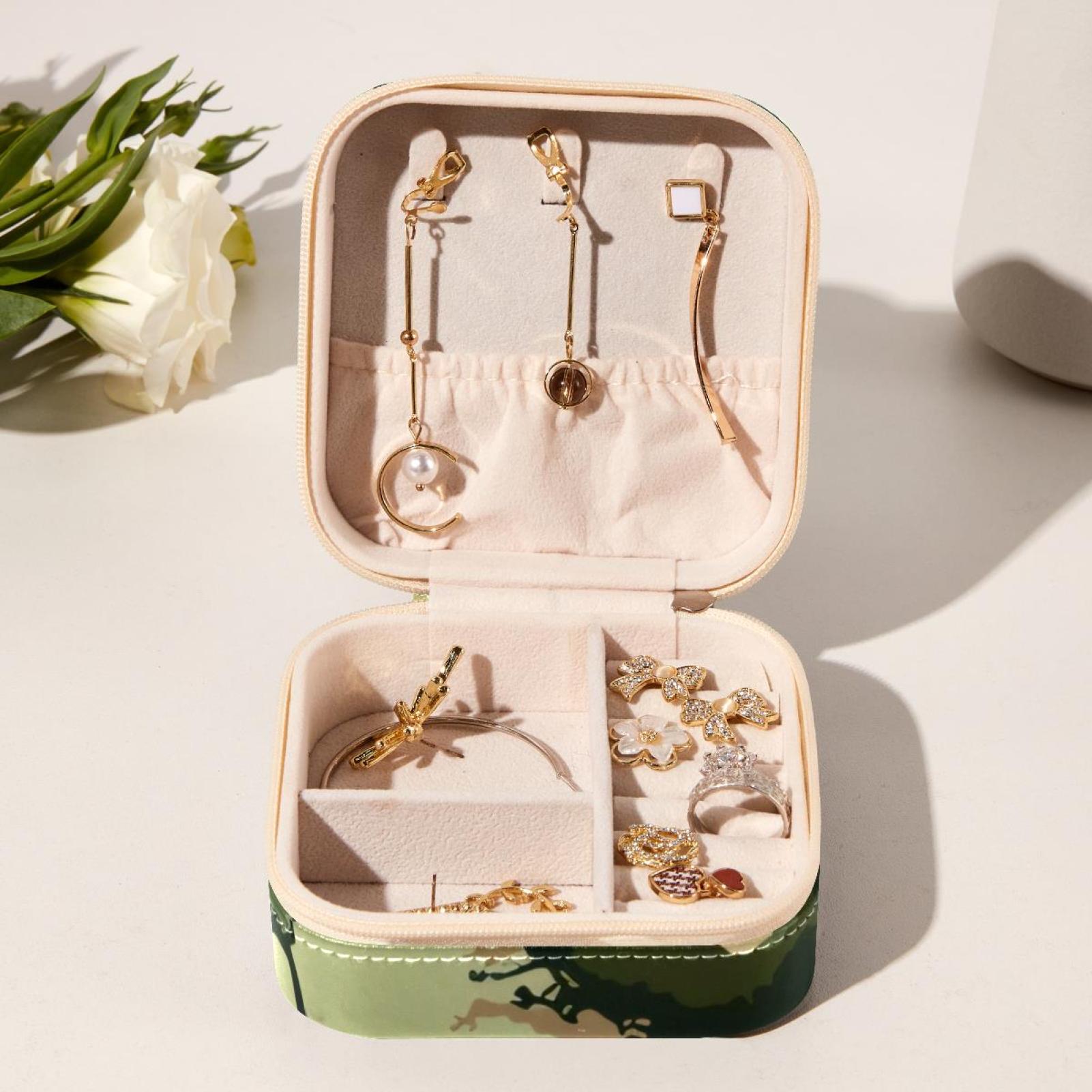 PhooArto Small Jewellery Box, Camouflage Butterflies Pattern Portable Travel Mini Jewelry Case for Women Leather Ring Organizer