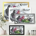 thumbnail image 4 of Designart 'Arabian Lady Driving A Car II' Modern Framed Art Print, 4 of 4