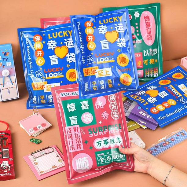 Fiudx Set de Papelería Motivacional, Bolsa Sorpresa Creativa, Cuadernos con Frases Inspiradoras, Bolígrafos y Marcapáginas Prácticos, Artículos Esenciales para Estudiar y Trabajar, Empaquetado En Caj