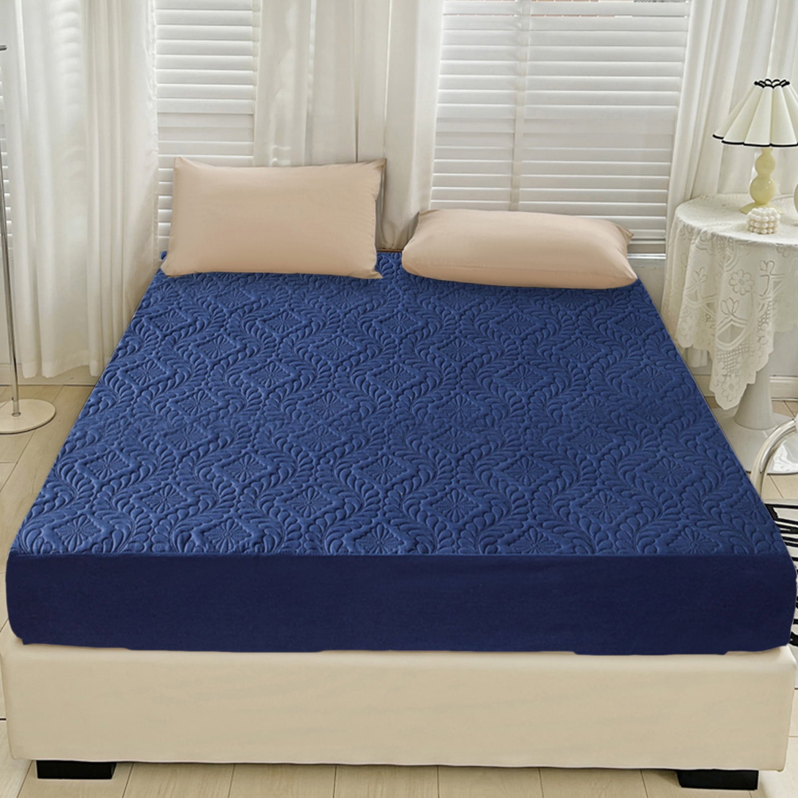 Waterproof Mattress Protector Laminated Bed Cover 6.6Ft x 6.6Ft, Watertight Breathable Hypoallergenic Easy Clean Mattress Encasement, Bedroom Home Bedding Guest Room Hotel Bed Hat Mattress Cover