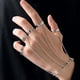 thumbnail image 3 of Pulsera de eslabones con anillo de dedo unk, ajustable, con banda abierta, cadena y arnés de mano, para mujeres y hombres, color plata, 20 cm, 3 of 5
