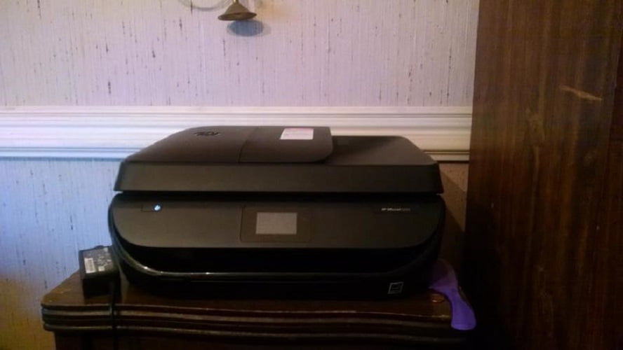 HP Z4B12A OfficeJet 5258 Wireless All 
