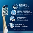 thumbnail image 2 of Cepillo de Dientes Suave Oral B 7 Beneficios Advanced, 3 pzas, 2 of 5