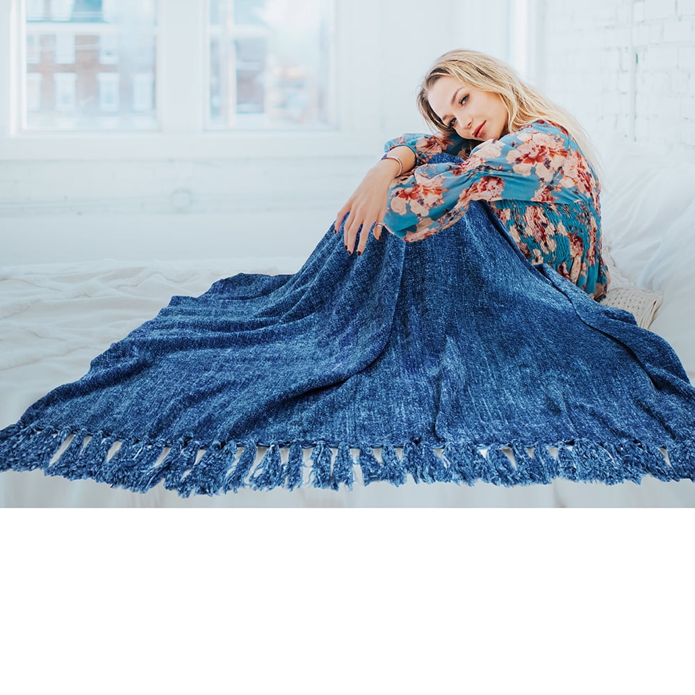 PAVILIA Blue Chenille Throw Blanket for Couch, Soft Blue Knit Blanket with Tassel Fringe, Woven Chenille Knitted Decorative Blanket for Sofa Bed Living Room, Decor Gift, 50x60