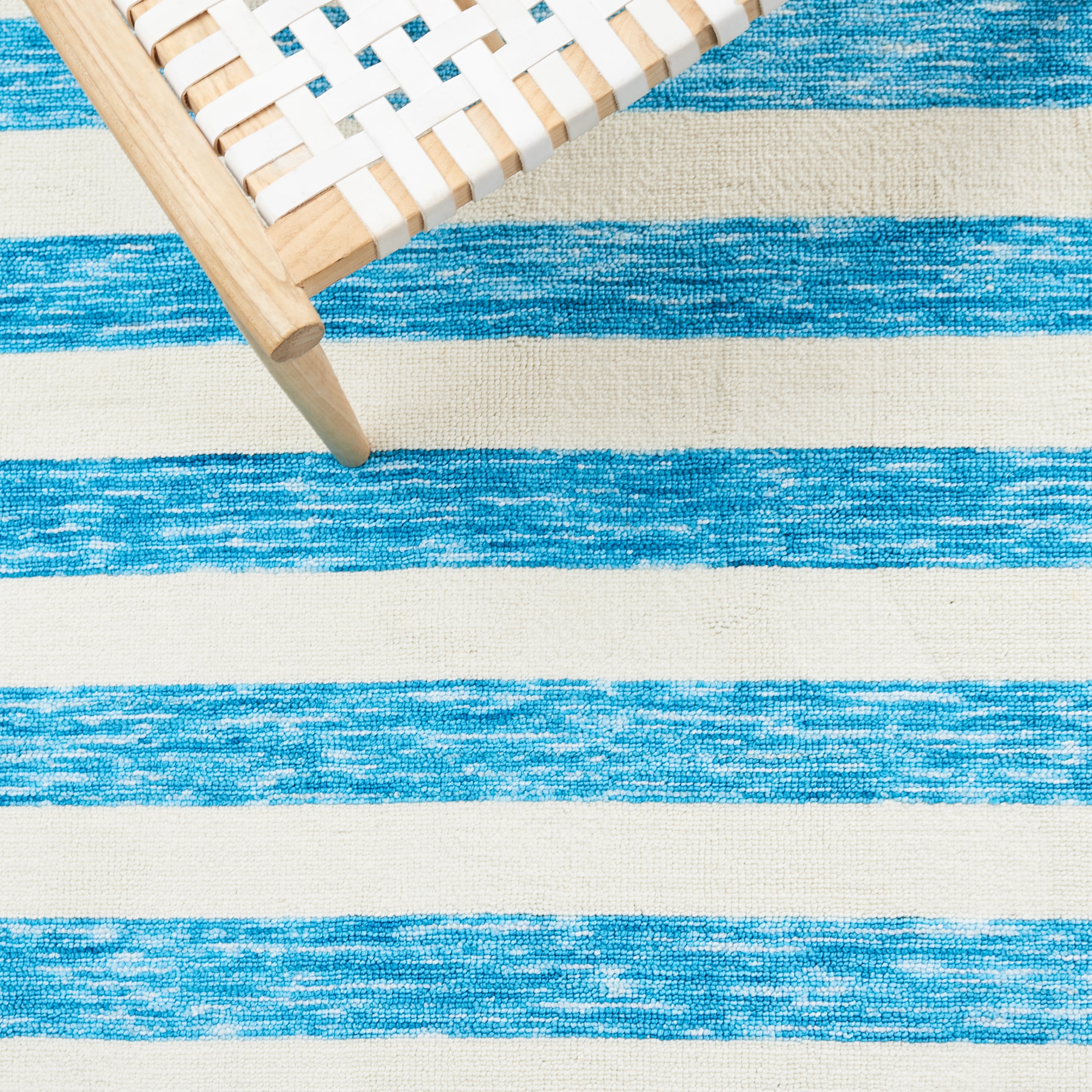 Safavieh Easy Care Fergal Striped Polyester Machine Washable Runner Rug, Blue/Ivory, 2'3" x 8'