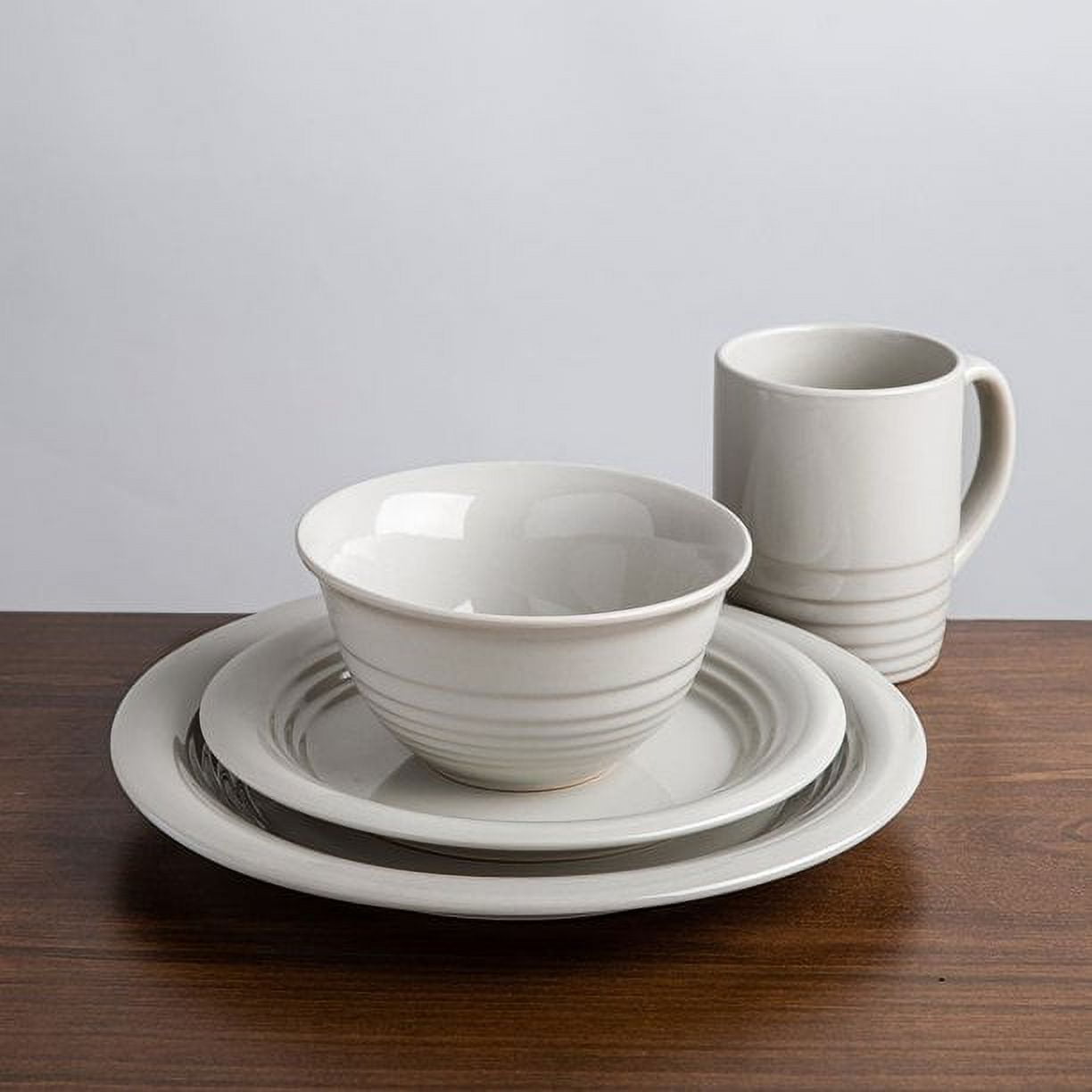 Martha Stewart Cliffield 16-Piece Porcelain Chip and Scratch  Resistant Dinnerware Set - White w/Black Rim: Dinnerware Sets