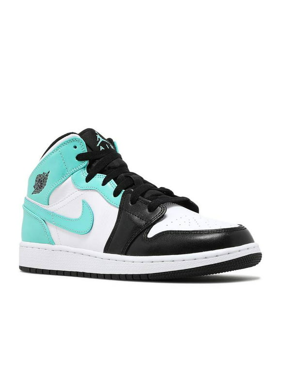 Air Jordan Girls Back to School Shoes in Back to School Shoes -