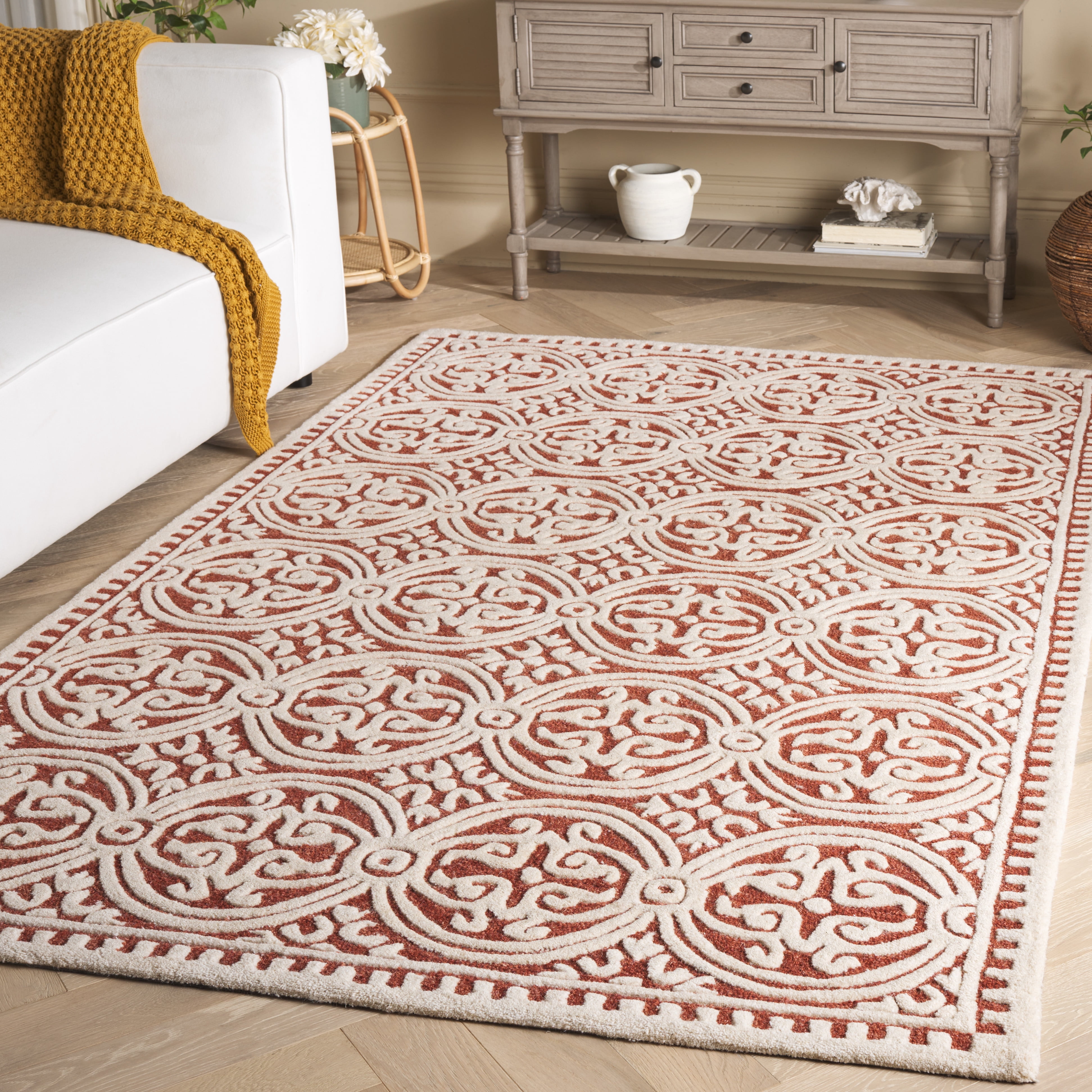 SAFAVIEH Cambridge Leslie Geometric Wool Area Rug, Ivory/Red, 6' x 9'