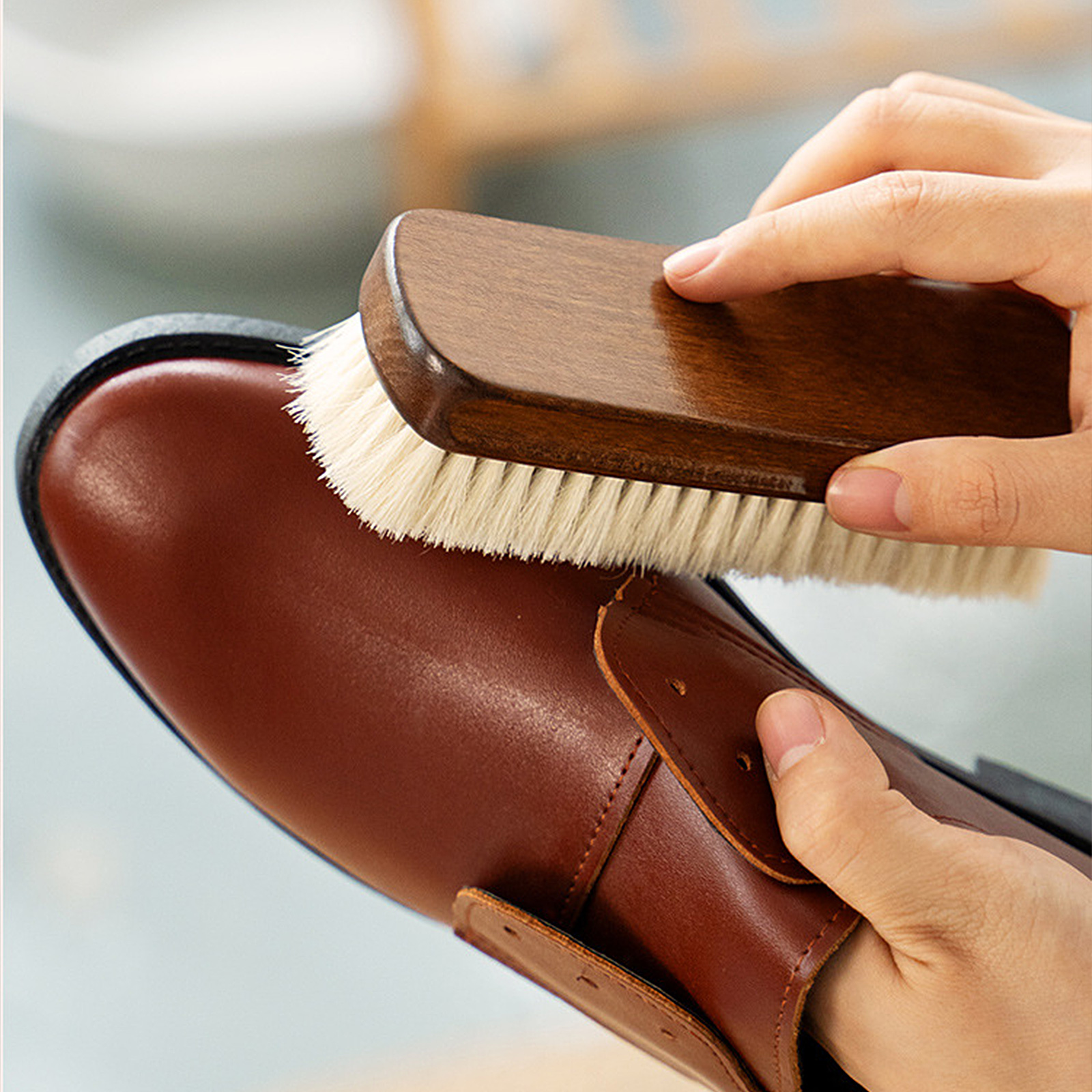 Yidede Wool Solid Wood Shoe Brush Advanced Super Soft Hair Does Not Hurt Shoe Polish Brush, Women's, Size: 1XL, Brown