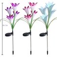 thumbnail image 3 of Lámpara solar Laklulu para jardín al aire libre, 3 piezas de luz solar con forma de lirio, lámpara solar con flores artificiales (rosa, violeta y blanco), 3 of 5