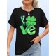 thumbnail image 1 of Camiseta de San Patricio con trébol de amor para mujer: camiseta informal negra con estampado de trébol verde neón, manga corta, cuello redondo, estilo informal., 1 of 5
