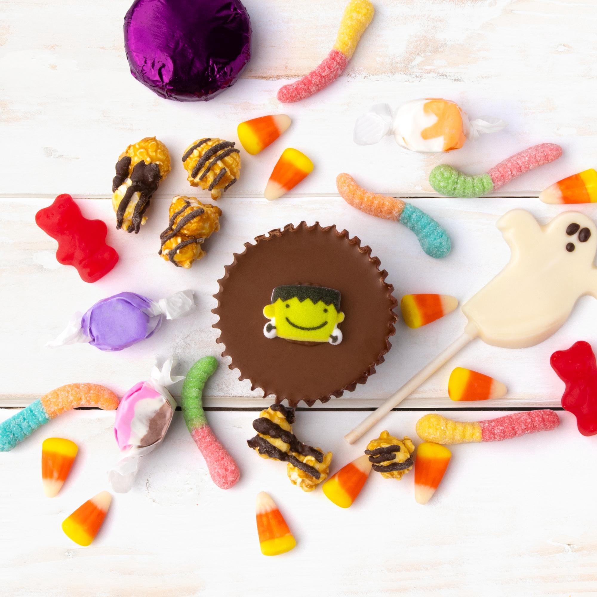 CY Chocolate Halloween Candy, Snacks & Chocolate Assortment Tin Pail