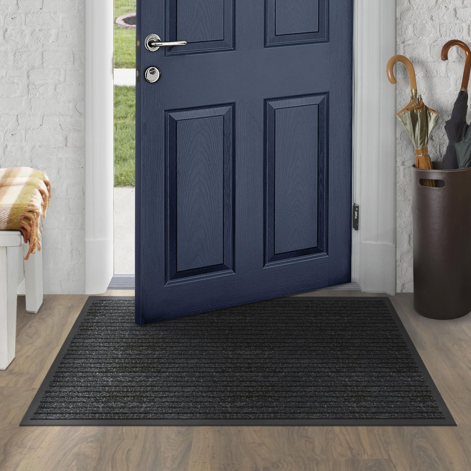 Mainstays 3 ft. x 4 ft. Platinum Needlepunch Charcoal Doormat with Vinyl Backing, 3-ft x 4-ft Indoor/Outdoor