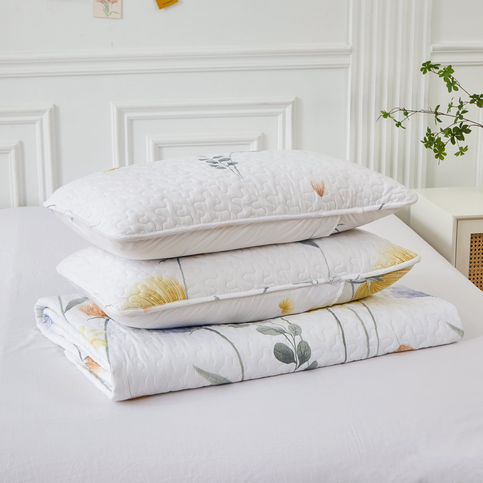 3 Pcs Blue Floral Quilt Set King Size, Bedspread Set Lightweight Coverlet for All Seasons(90"x104")