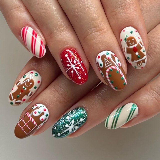 Uñas postizas navideñas MACHAO con diseño de hombre de jengibre copo de nieve árbol de Navidad 24 piezas