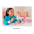thumbnail image 4 of Muñeca Barbie Viajera, 4 of 4