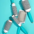 thumbnail image 2 of Pincel Moroccanoil Ionic con cerdas cerdas cerámicas, 2 of 2