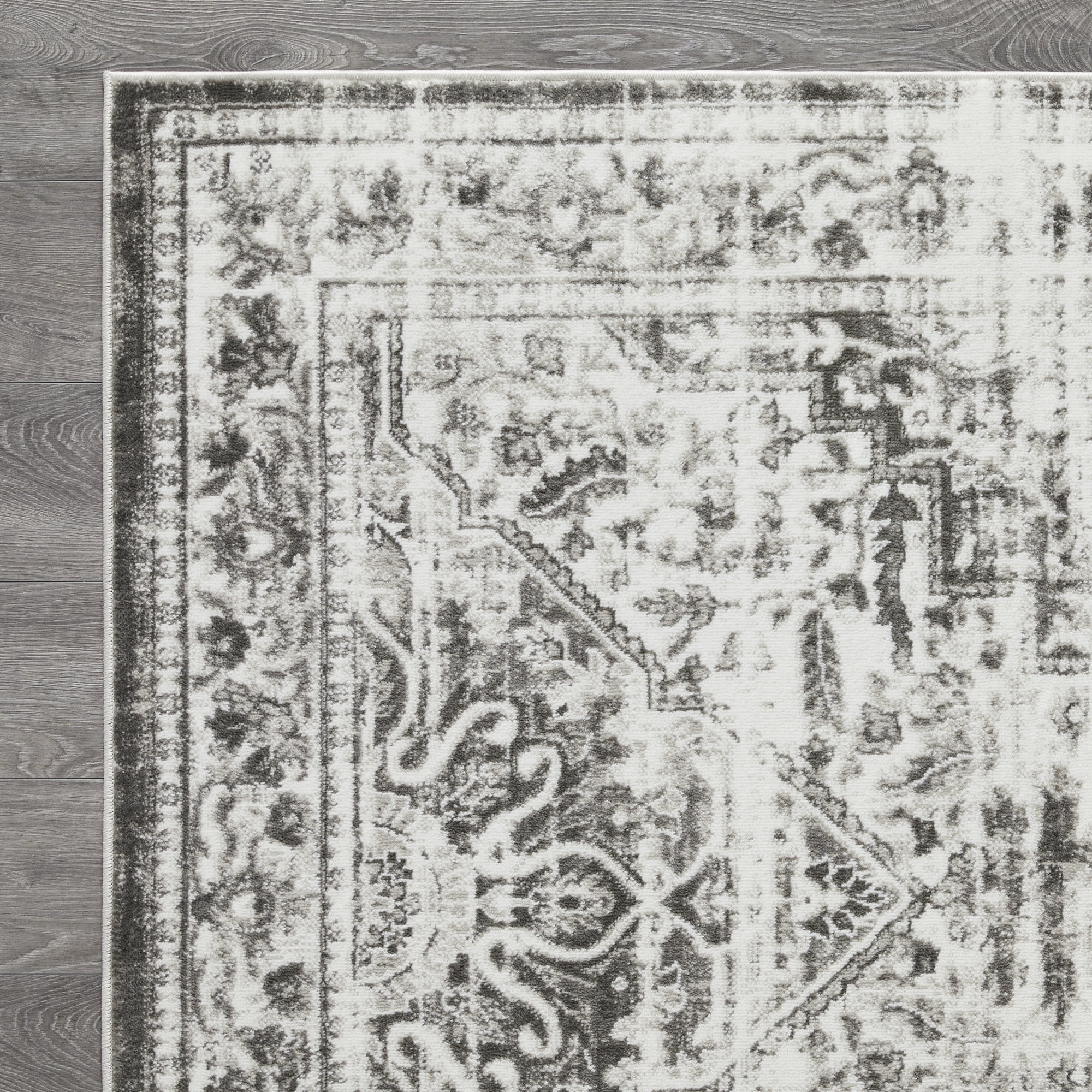 Loomaknoti Rhane Aliziaz 4' x 6' Ivory Oriental Indoor Polypropylene Area rug