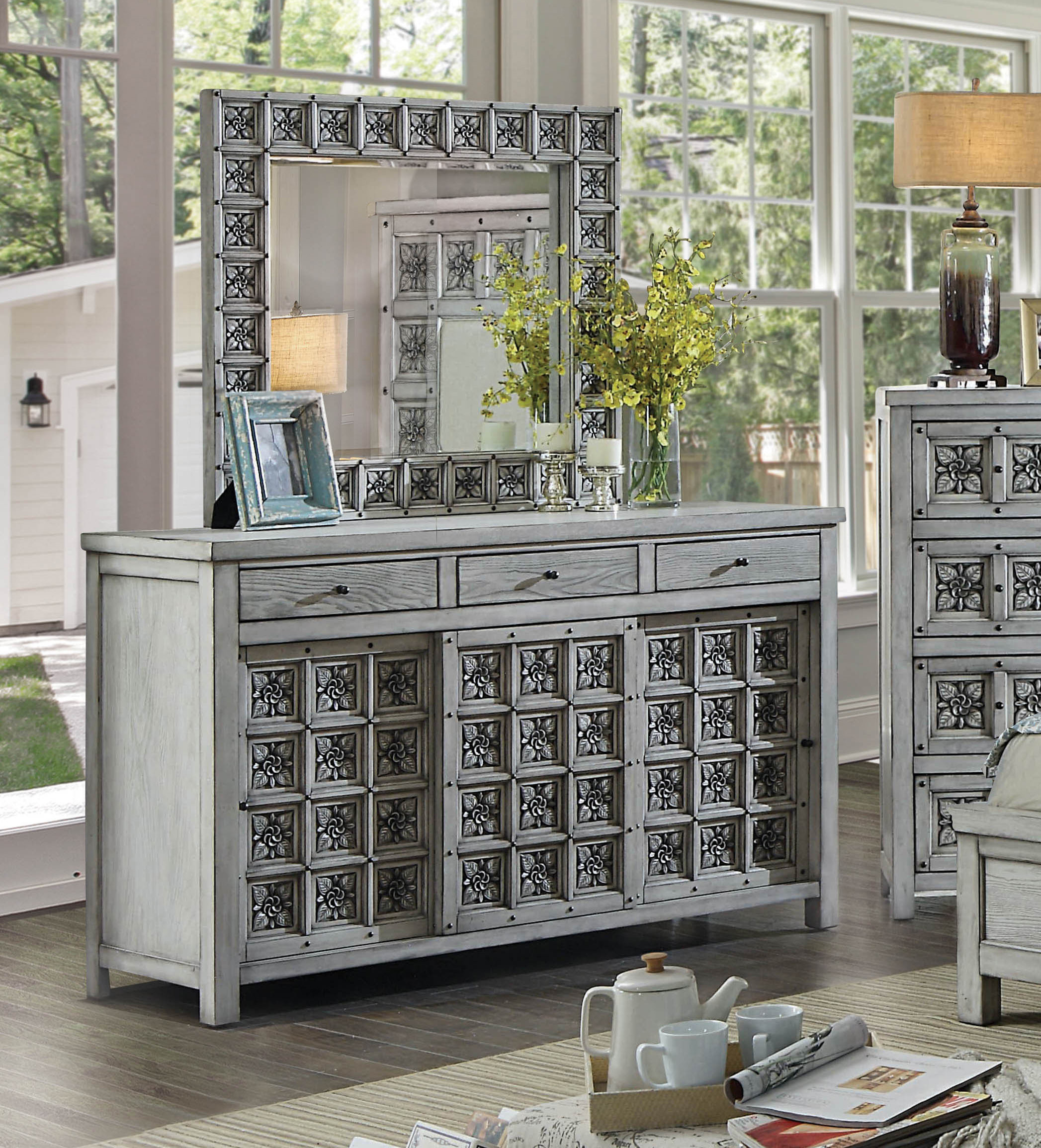 Furniture of America Palermo 2Piece Dresser and Mirror Set, Light Gray