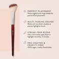 thumbnail image 2 of Brush BK BEAUTY 112 - Brocha facial pequeña con ángulo para colorete, 2 of 6