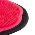 thumbnail image 4 of One Paw, Gant de Toilettage en Forme de Patte, Large, pour Chiens et Chats, Rose, 4 of 5