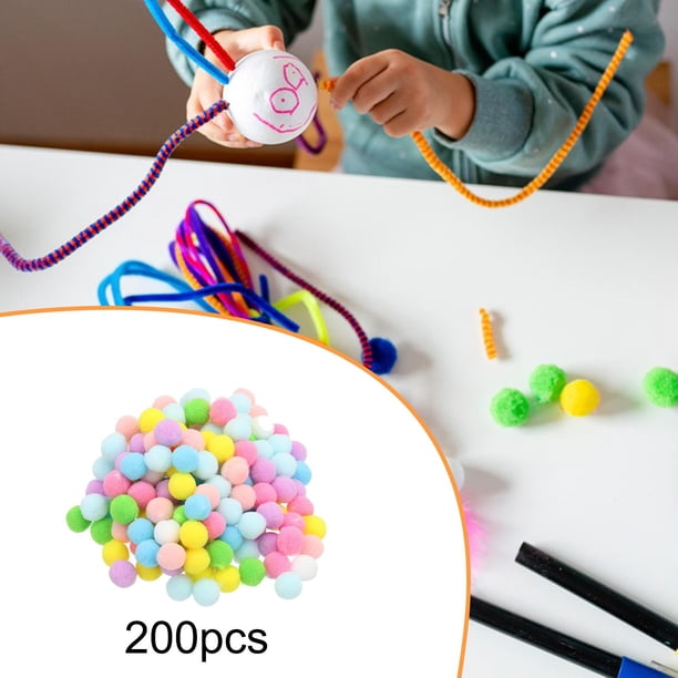 200 pompones, bolas de pompones, material para manualidades, manualidades y decoración del hogar, fiestas, decoración navideña, suministros para Color claro 1cm