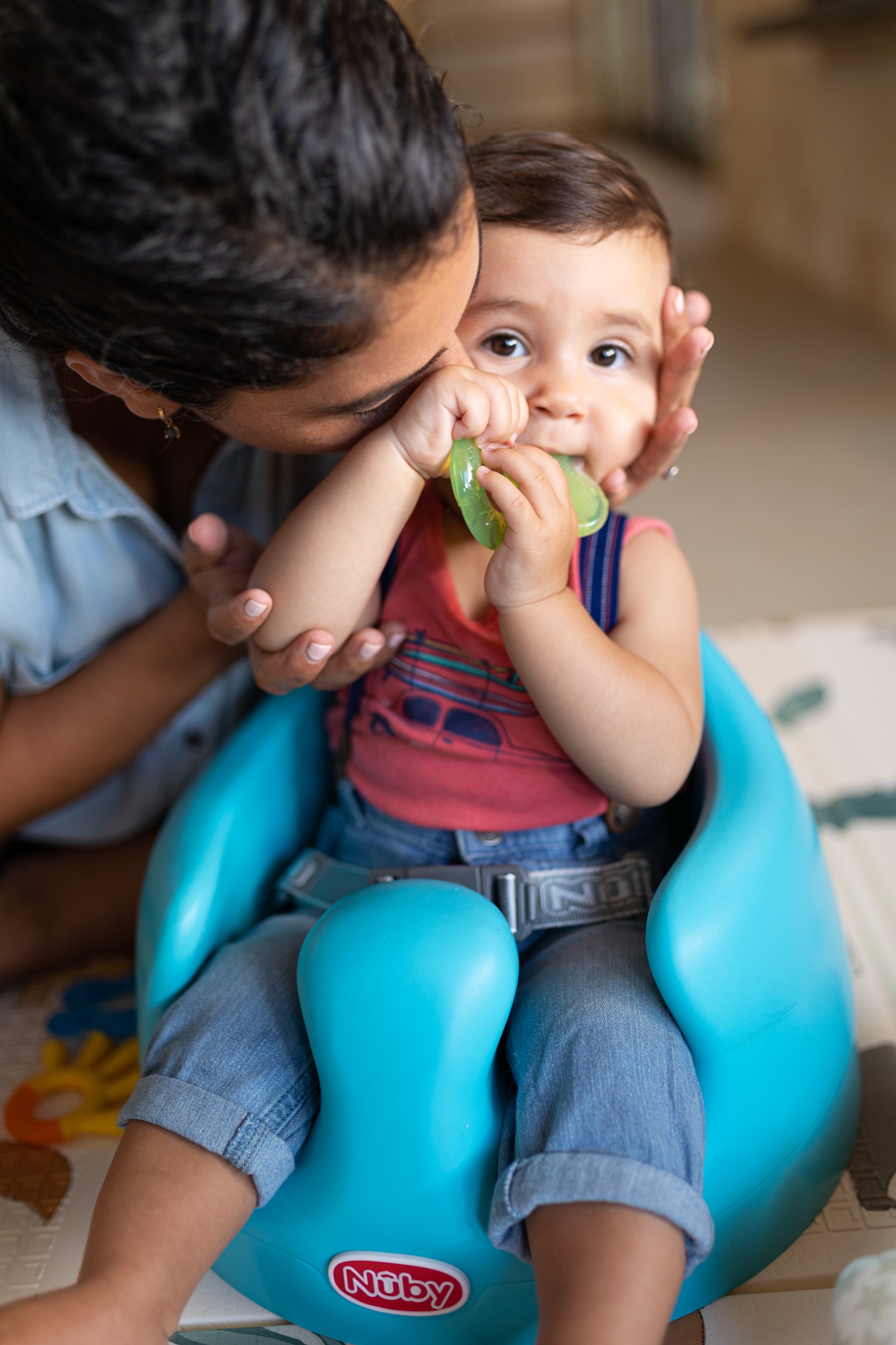 Nuby 3-Step Soothing Teether Set photo 6