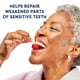 thumbnail image 5 of Pasta de dientes Colgate Sensitive Whitening de 6 onzas, paquete de 3, 5 of 6