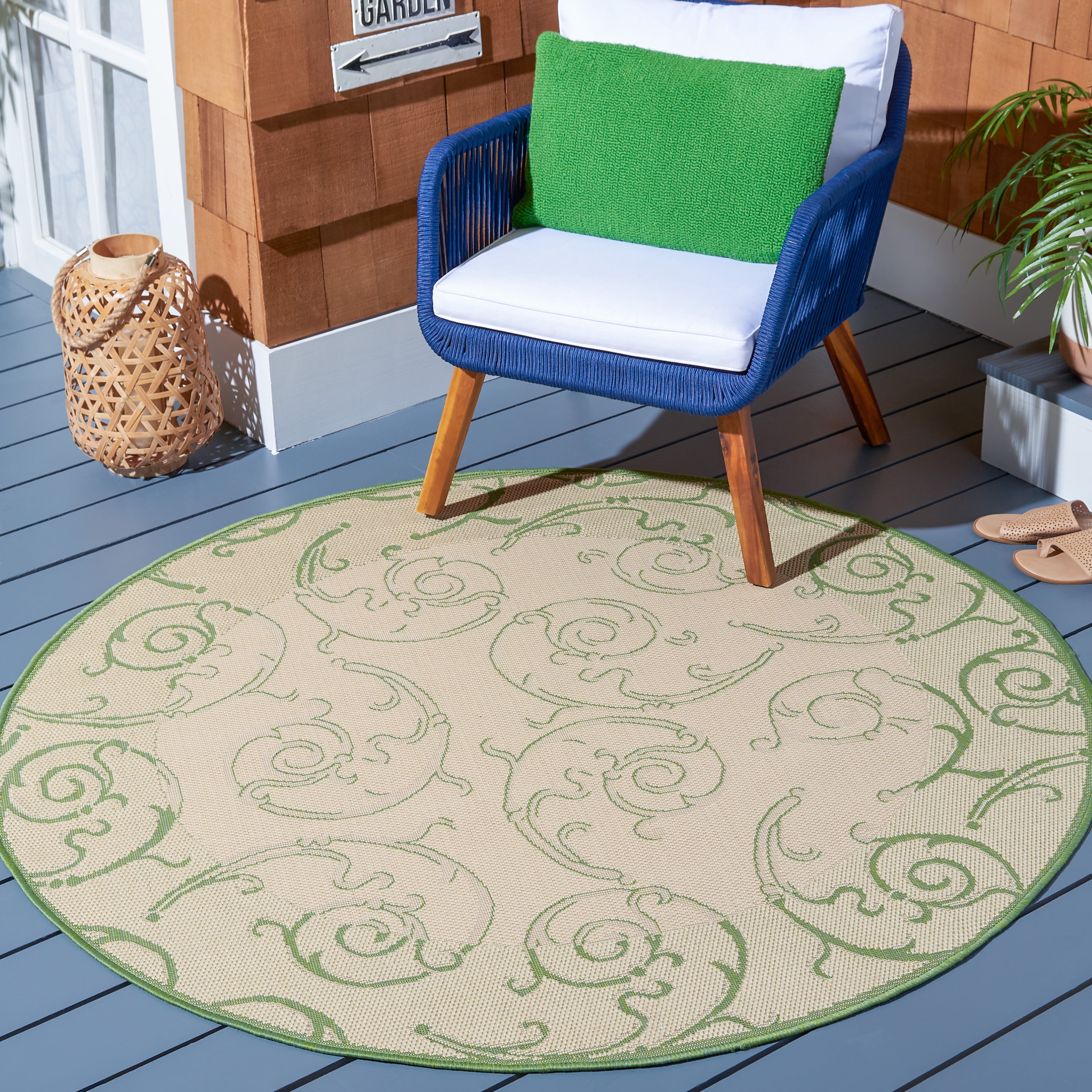 Safavieh Courtyard Daniel Oriental Indoor/Outdoor Area Rug, Natural/Olive, 7'10" x 7'10" Round
