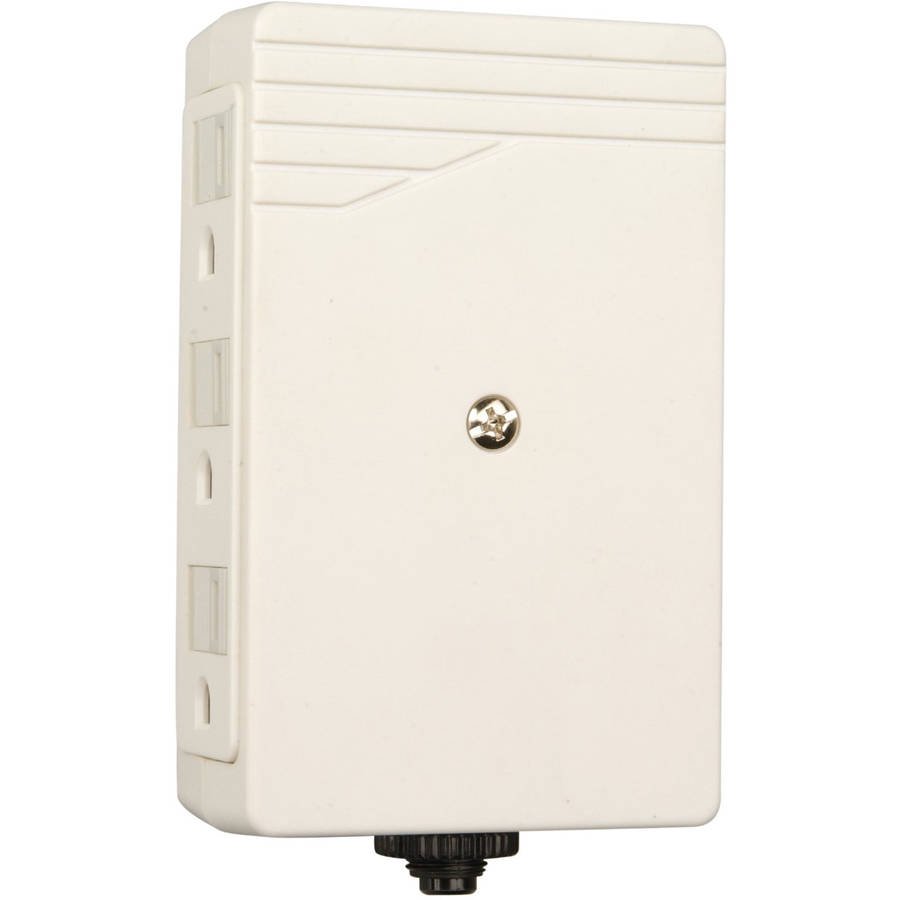 Woods 041202 6Outlet Side Entry Wall Adapter with Circuit Breaker