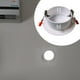 thumbnail image 1 of Placa de cubierta de techo con resorte, tapa para orificio de luz descendente, panel decorativo compacto, redondo y resistente para oficina y cocina. Agujero de 90 a 105 mm, 1 of 8
