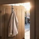 thumbnail image 5 of Gancho vertical para puerta de barra sin puñetazos | Organizador colgante para ropa, bolsos de cuero, joyería, accesorios | Instalación sin taladro | Tira para ahorrar espacio | Metal de alta, 5 of 5