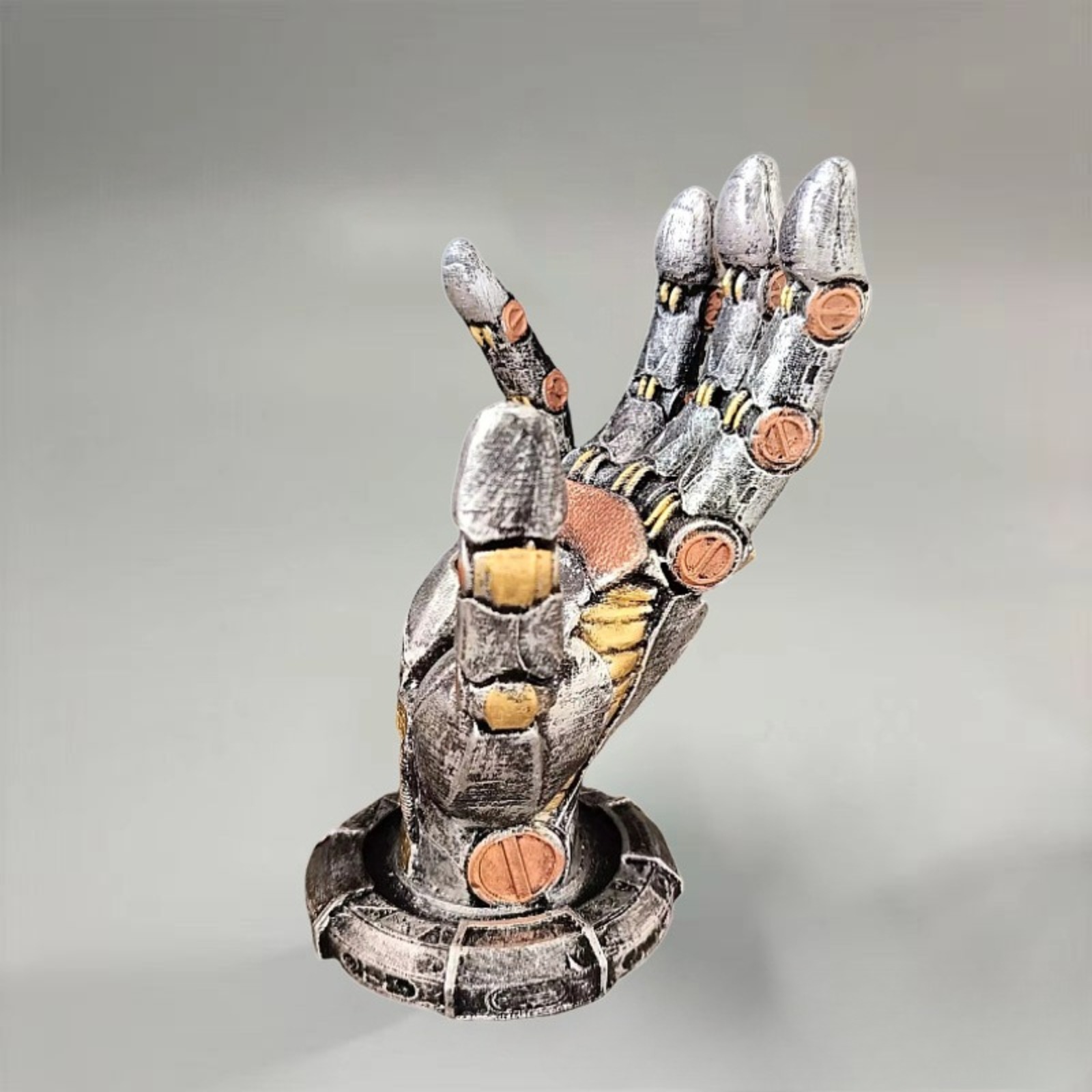 Cyberpunk Mechanical Hand Resin Figurine, Steampunk Robot Hand Decor, Gaming Controller Stand for Desk, Retro Tech Display Holder, Cool Gamer Room Ornament, Desktop Organizer Gift for Men