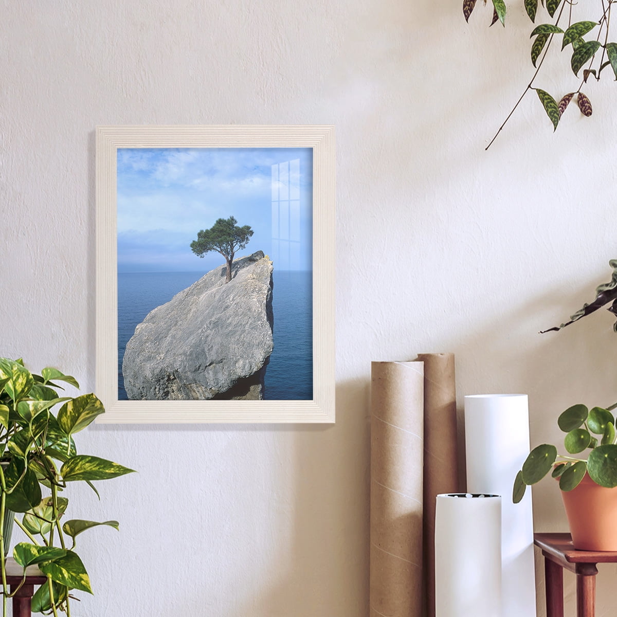 Grooved 8 in. x 10 in. White Picture Frame Set (Set of 4)