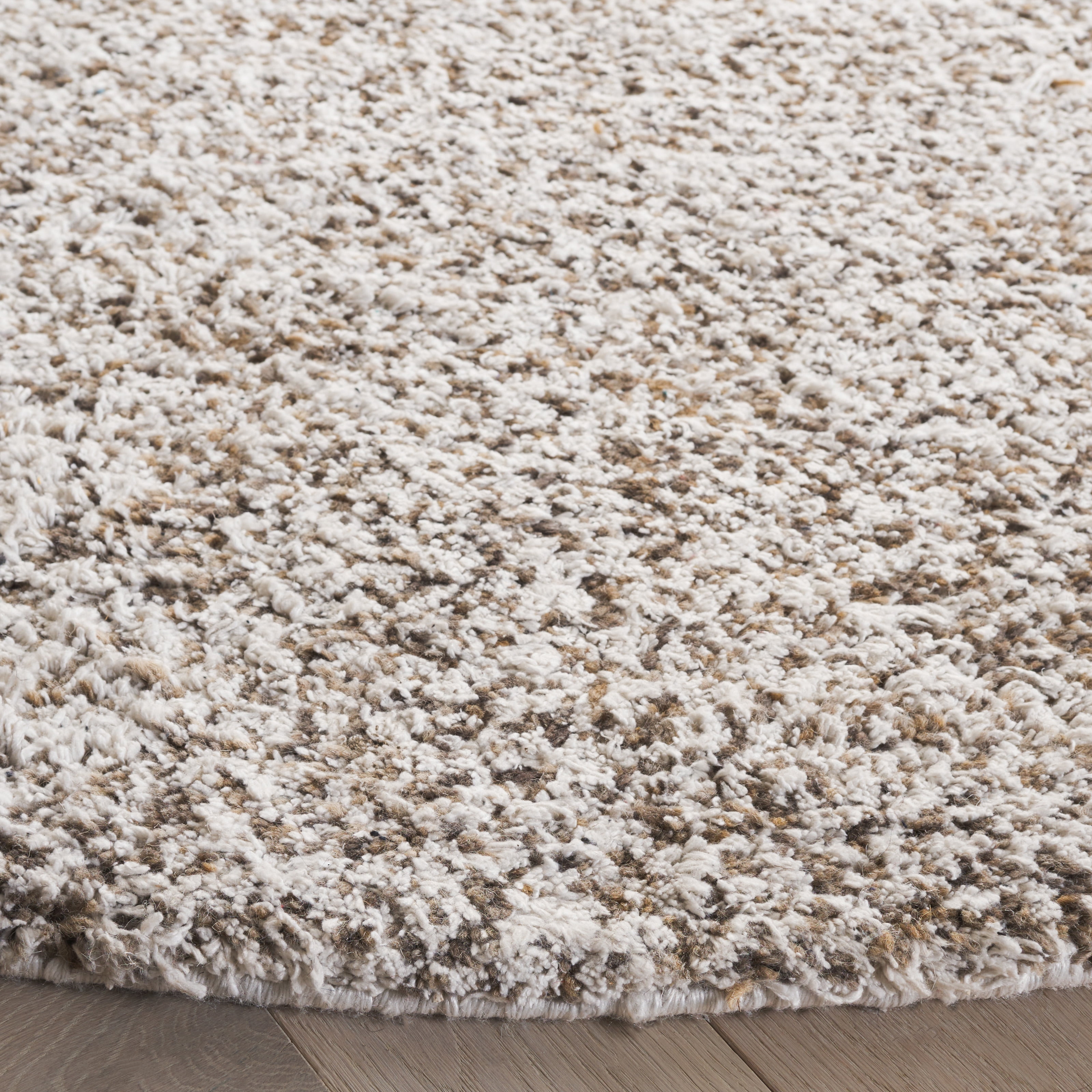 SAFAVIEH Berber Deena Distressed Area Rug, Ivory/Brown, 6' x 6' Round