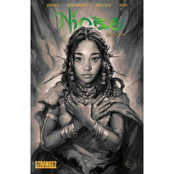 Pre-Owned Niobe: She Is Life: She Is Life (Paperback) 1939834279 9781939834270