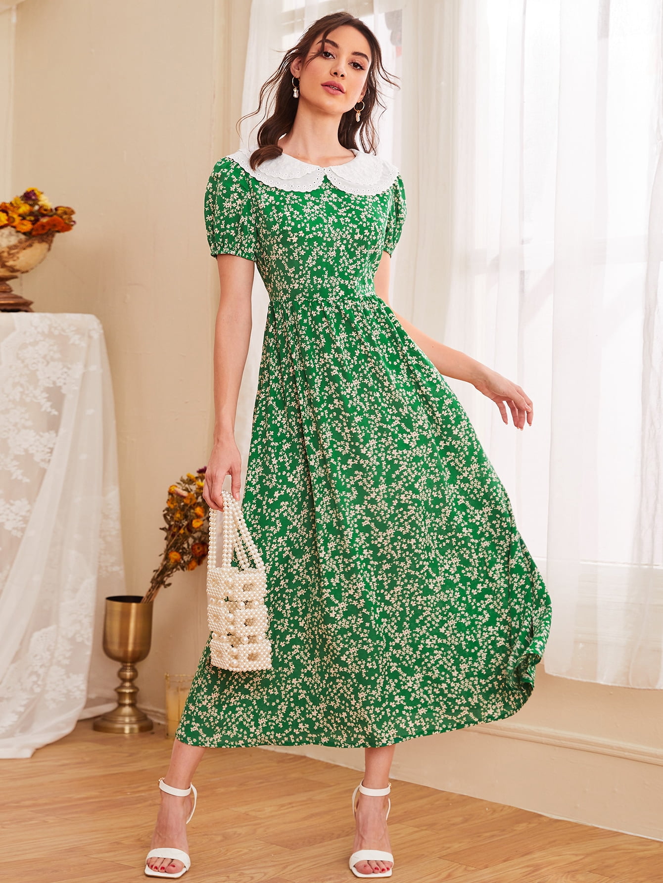 Women's Plus Ditsy Floral Contrast Doll 