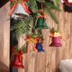 thumbnail image 4 of Colgante de campanas de Navidad, 6 piezas de campanas de Navidad coloridas, decoración de colgante de campana de árbol de Navidad, campanas de decoración de árbol de Navidad para manualidades caseras kaili Sencillez, 4 of 5