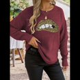 thumbnail image 4 of Suéter de Cuello Redondo Personalizado con Estampado de Leopardo y Labios Bordados para Mujer Vino Tinto M, 4 of 8